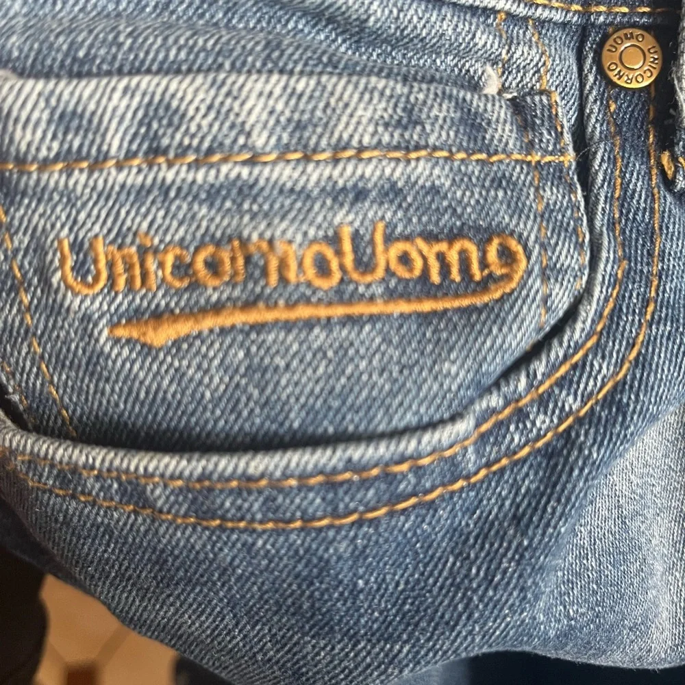 Unicorno Uomo Italia Distressed Jeans‎